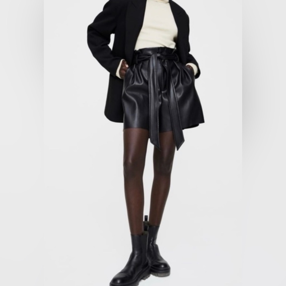 Zara Black Faux Leather Paperbag Shorts